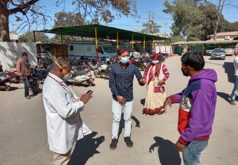 मेडिकल कॉलेज अस्पताल में मरीज का रेकॉर्ड निकलवाने कर्मचारी ने घूस में मांगे १ हजार रुपए, फिर हुआ ये