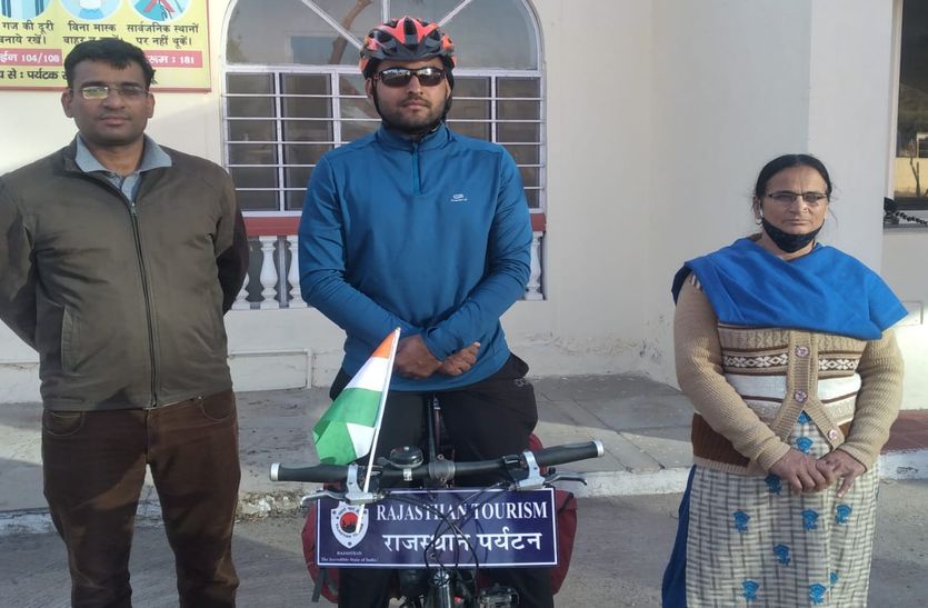 देश में साइकिल से फिट रहने व पर्यावरण बचाने का संदेश दे रहा राजस्थान का जैरी