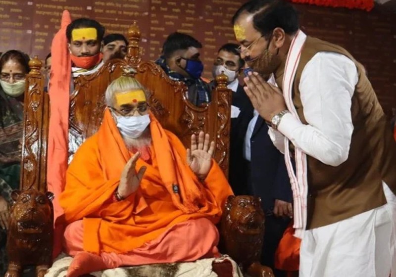 श्रीराम मंदिर निर्माण के लिए डिप्टी सीएम केशव प्रसाद मौर्य ने दिया अपना 30 माह का वेतन