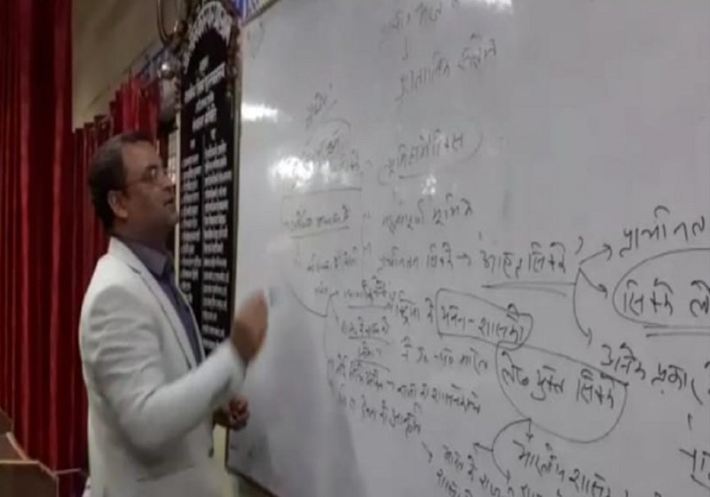 देशभर के लिए मॉडल बना जालौन का करियर प्रोग्राम, 26 जनवरी से पूरे प्रदेश में होगा लागू