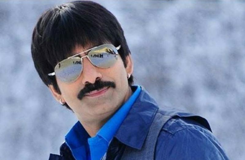 रवि तेजा नाच नाचकर खाते दिखे आइसक्रीम के साथ गाजर का हलवा