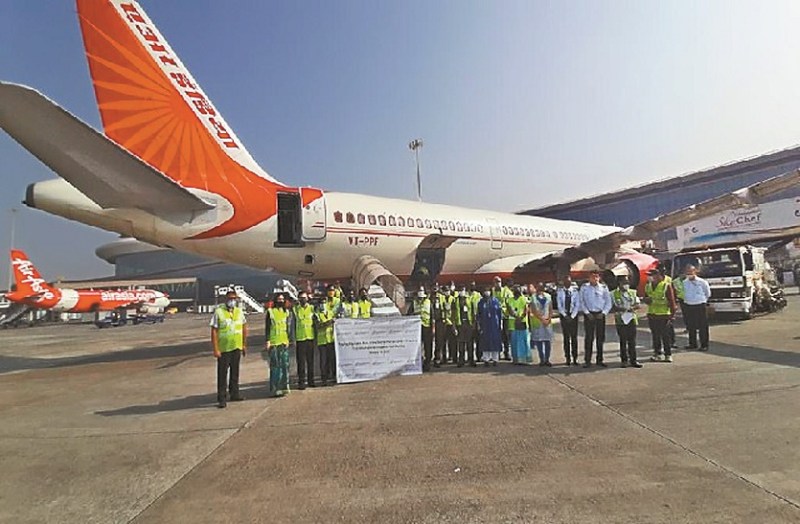 INDIAN VACCINE :पड़ोसी देशों को मुफ्त वैक्सीन देकर भारत ने ऐसे बढ़ाई कूटनीतिक बढ़त