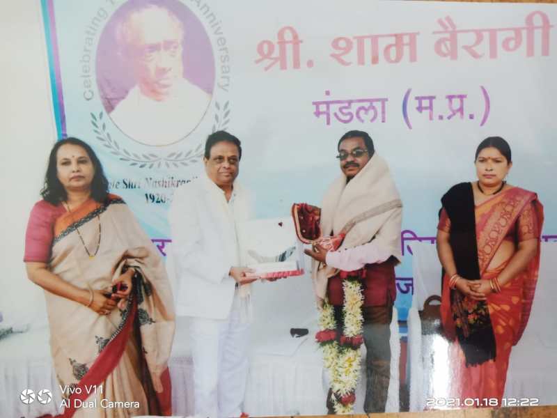 Singing 200 songs to the tune of social service