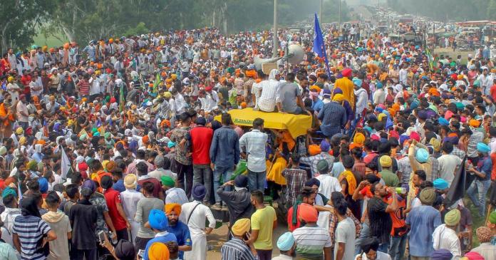 Tractor rally : Internet suspended in Delhi areas