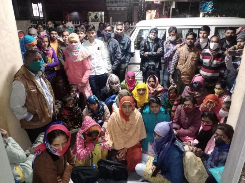 सर्द रात और सूची का लंबा होता इंतजार