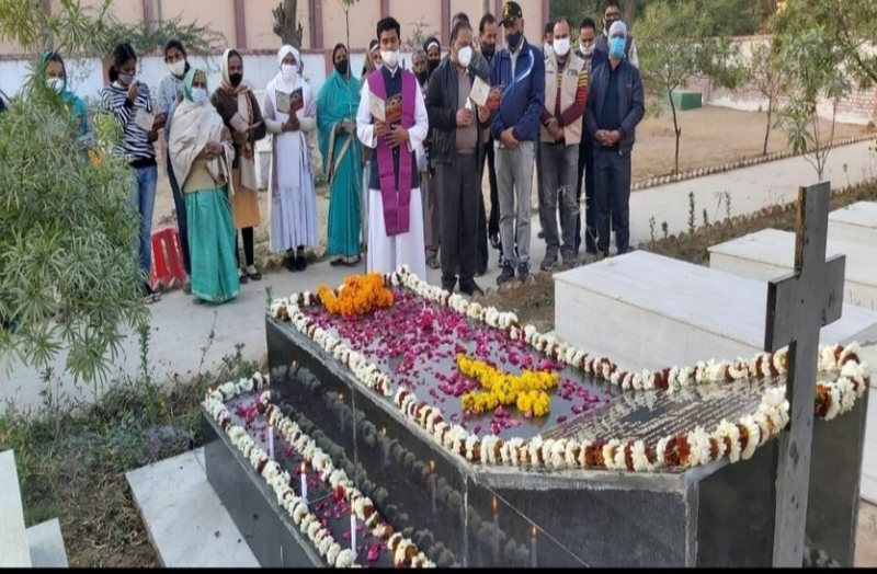 शहादत दिवस पर मेजर जेम्स थॉमस को किया याद