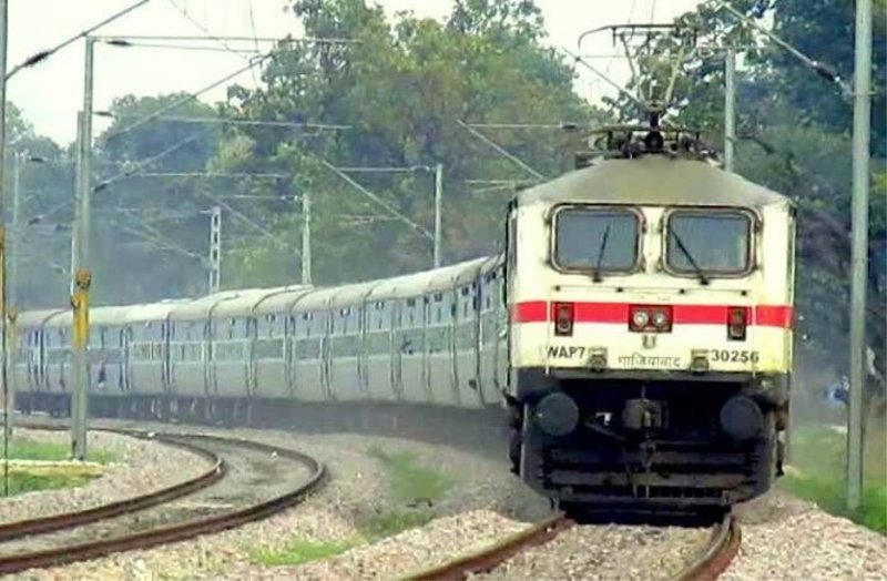 Limit for waiting tickets in trains, tickets will not be available after that