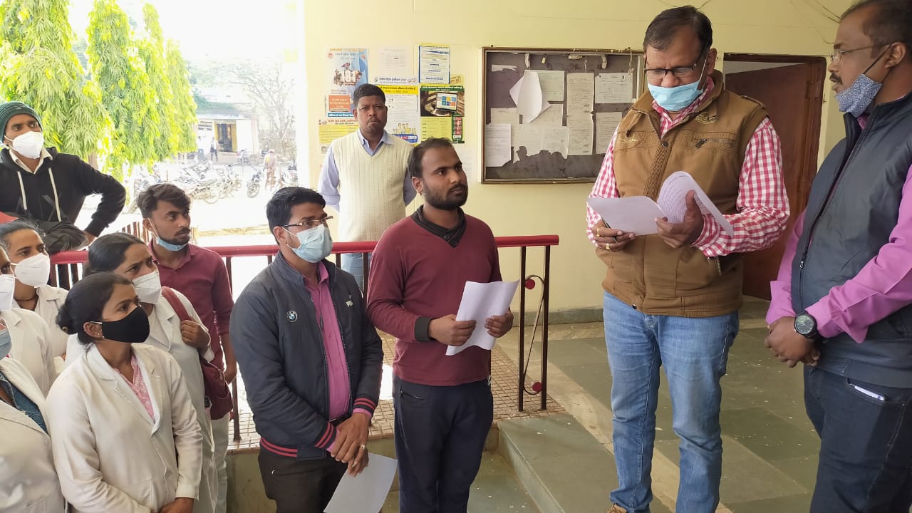 Health workers said- save the life of others by worrying about themselves, now they are out
