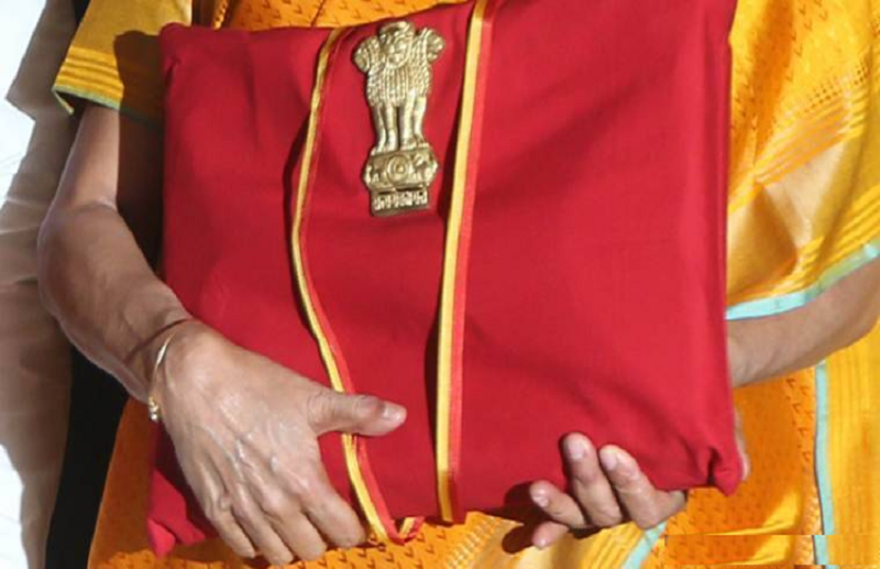 Budget 2021: कृषि कानूनों पर विवाद के बीच आया आम बजट, जानिए किसानों को क्या मिला?