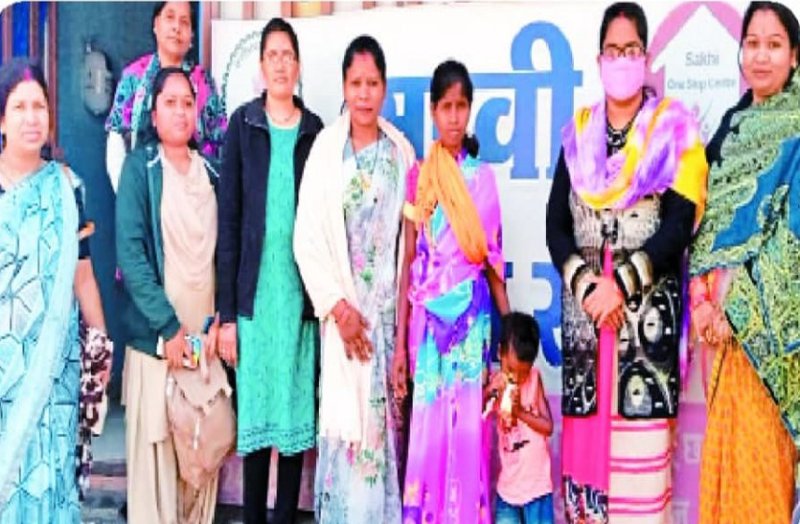 बालोद में मासूम बच्चे के साथ भटकते मिली झारखंड की महिला, भूख में थी ऐसी बेहाल, खुद का नाम तक नहीं बता पाई