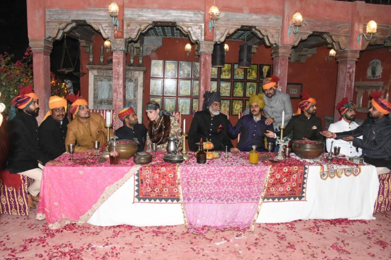 विदेशी महिला वर्षों से राजस्थानी चित्रकारी, परंपरा, खान-पान रीत रिवाज पर कर रही काम