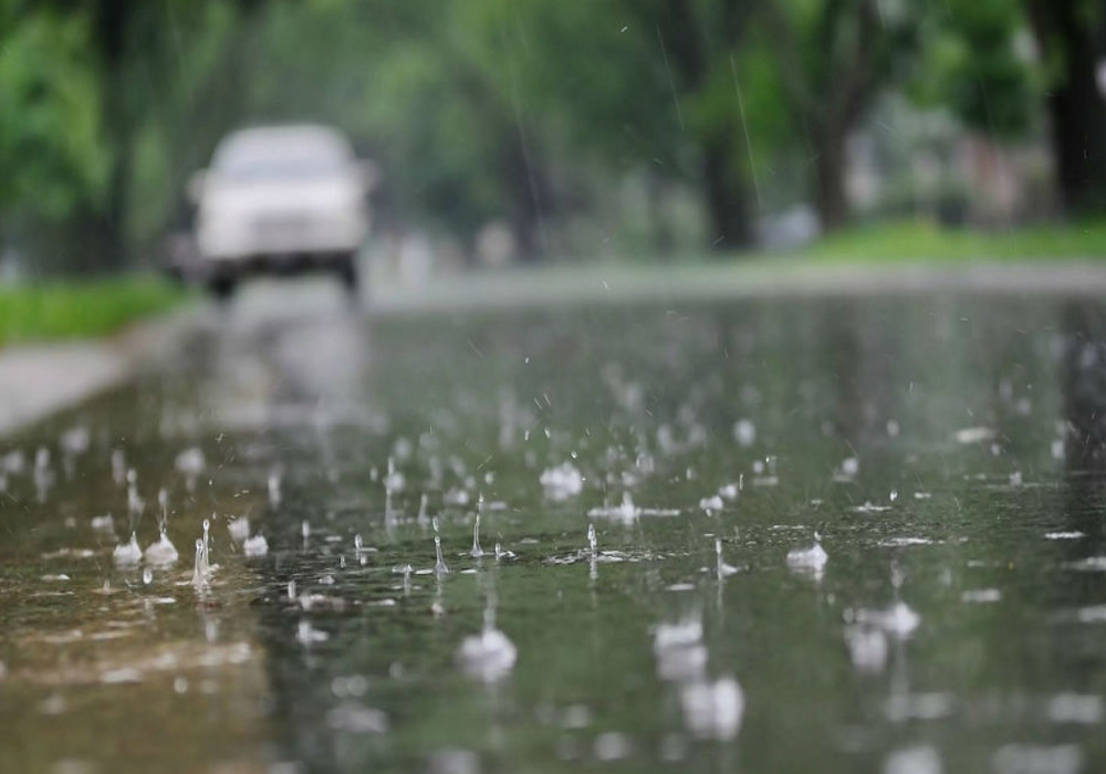 मौसम विभाग का आने वाले 24 घंटे में यूपी के कई जिलों में बारिश, तेज हवाएं और ओले गिरने का अलर्ट