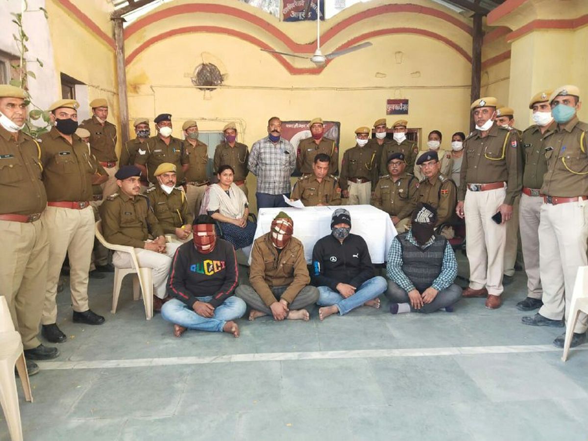 स्लीपर में रिजर्वेशन कराकर ट्रेन में सवार हुई थी लुटेरों की गैंग