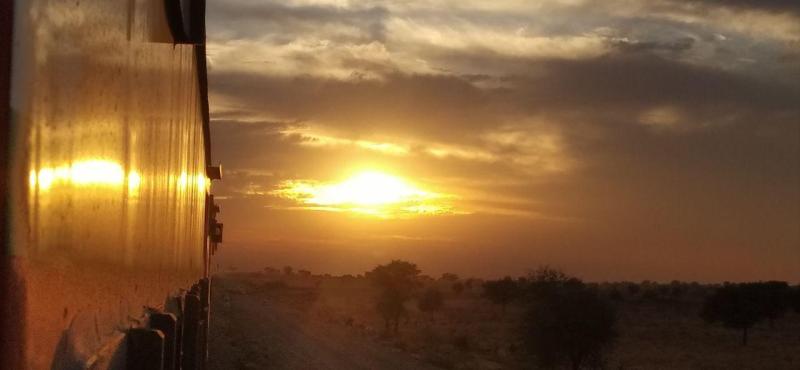 बाड़मेर में रात में सर्दी, दिन में राहत