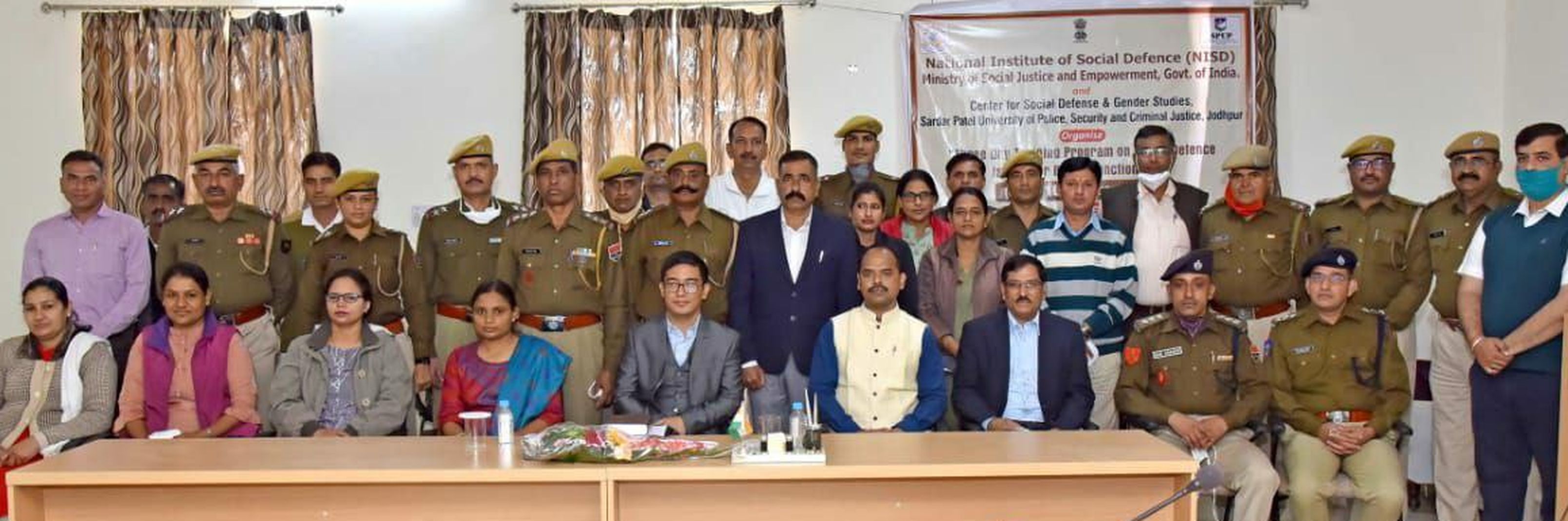सामाजिक सुरक्षा में बढ़ रही पुलिस की भूमिका