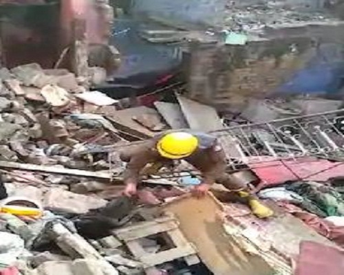 Building collapse in Delhi 