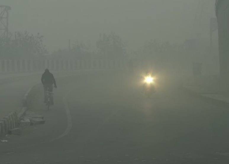 heavy fog in delhi