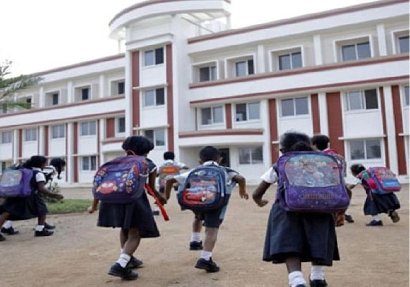 मार्च से खुलने वाले स्कूलों का टाइमटेबल, 15 मिनट तक होगी प्रार्थना, आधे घंटे का होगा लंच ब्रेक