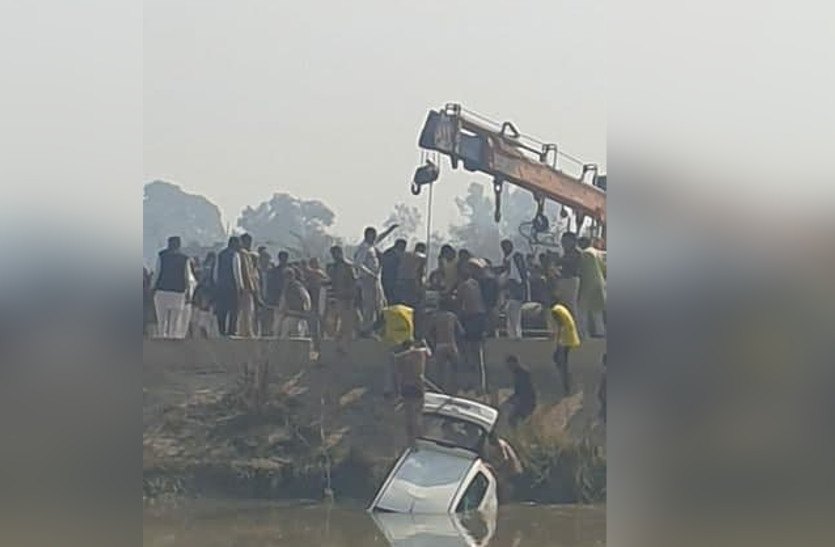 Four death Car Falls Into Indira Gandhi canal in hanumangarh