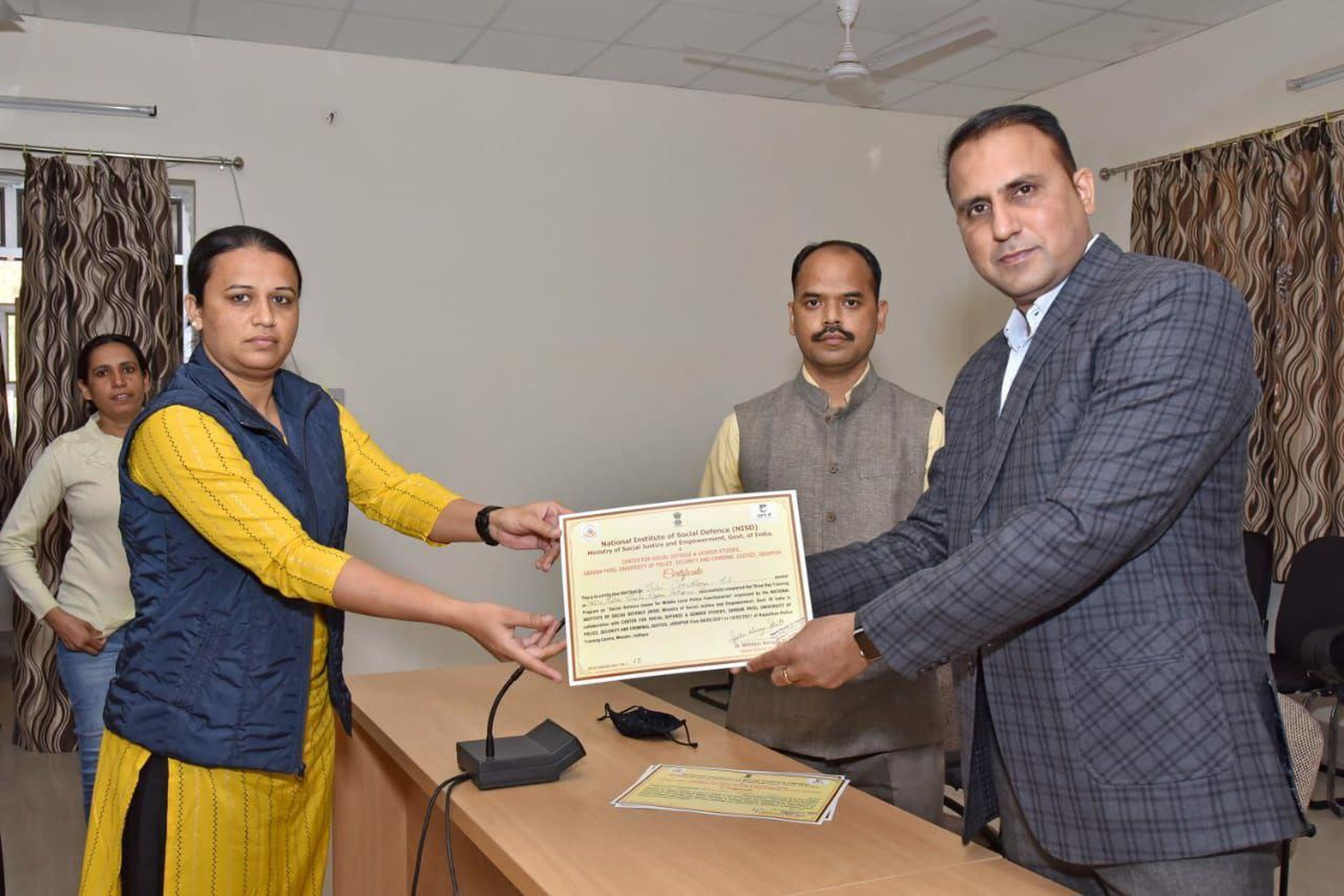 पुलिस विश्वविद्यालय के प्रशिक्षण शिविर का समापन
