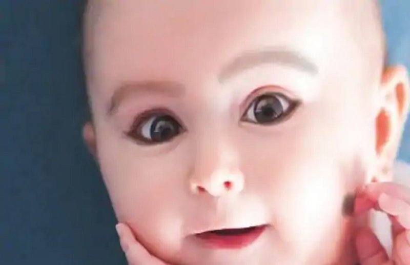 बच्चों के लिए घर पर ऐसे बनाएं हर्बल काजल, सेहत को मिलेंगे ये जबरदस्त लाभ