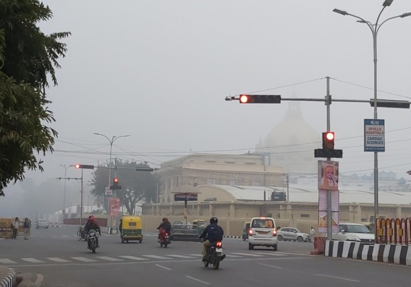 पल पल बदल रहा है यूपी का मौसम, वेस्टर्न डिस्टर्बेंस एक्टिव यूपी में भी हो सकता है असर
