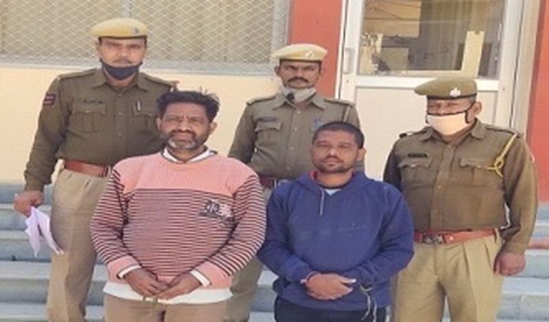 दस साल से फरार दो स्थाई वारंटी गिरफ्तार
