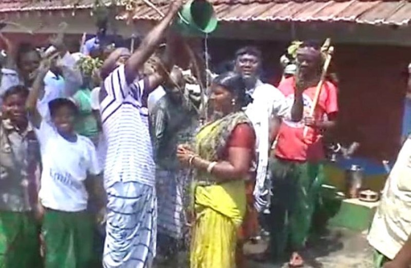 Jharkhand water holi