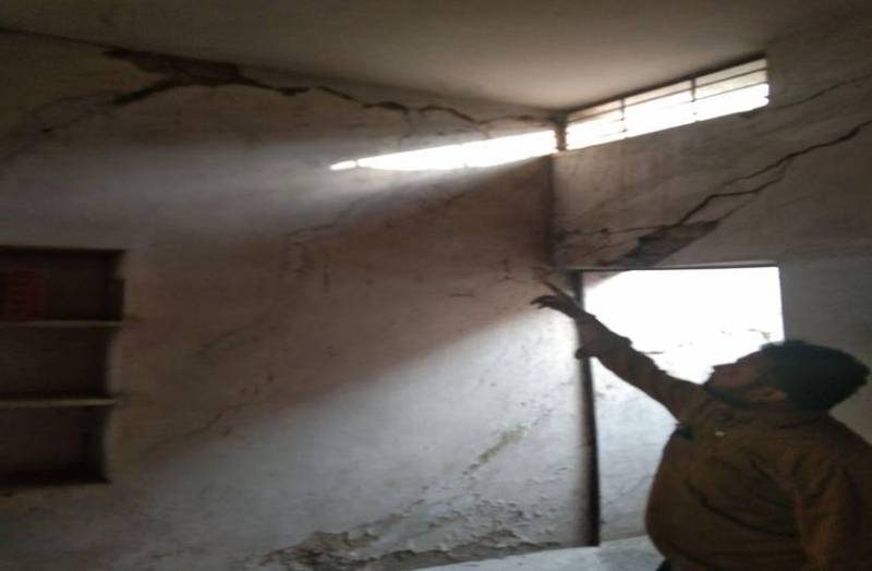 छह साल भी नहीं चला पचास वर्ष की गारंटी वाला रैन बसेरा