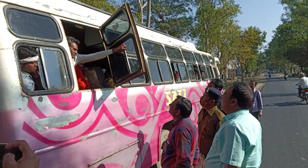सीधी हादसे के बाद यात्री बसों की धरपकड़, 13 बसों पर कार्यवाही