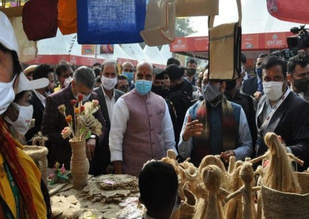 Rural handicraft industry to be worth five lakh crore: Rajnath
