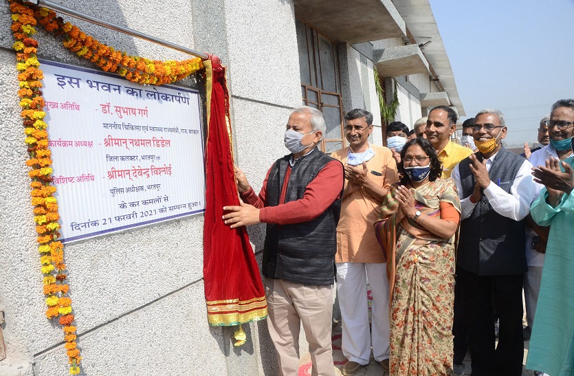 इनसे सीखिए...हर दिन तीन हजार प्रभुजी की सेवा में व्यय होते हैं सिर्फ चार लाख रुपए
