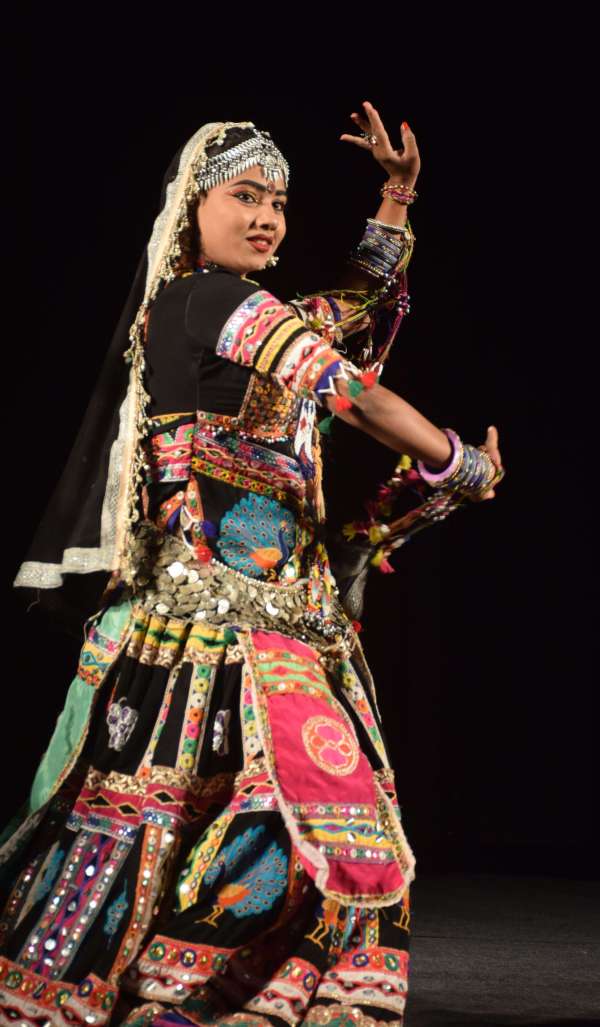 bhartiya lok kala mandal 