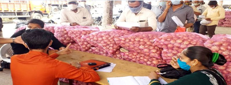 तीन दिन में 20 लाख किलो प्याज, 10 लाख किलो चने की आवक