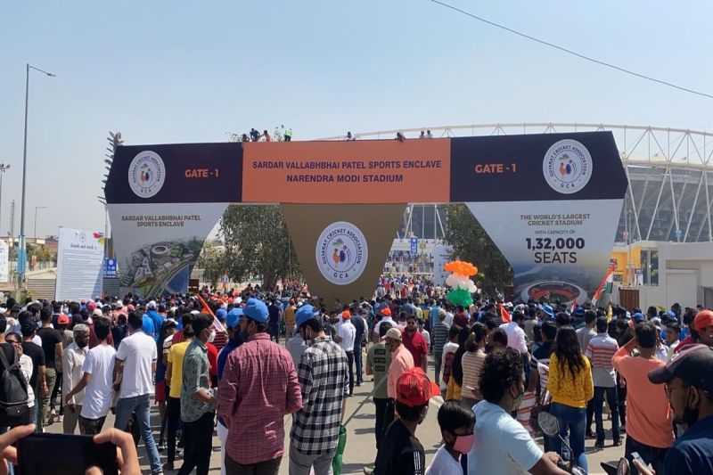 Narendra Modi Stadium: विश्व के सबसे बड़े क्रिकेट स्टेडियम का नाम अब ‘नरेन्द्र मोदी स्टेडियम’