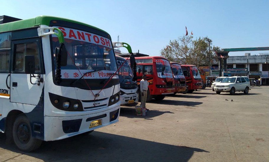 Bus operators strike in Singrauli due to increase in diesel, passenger upset