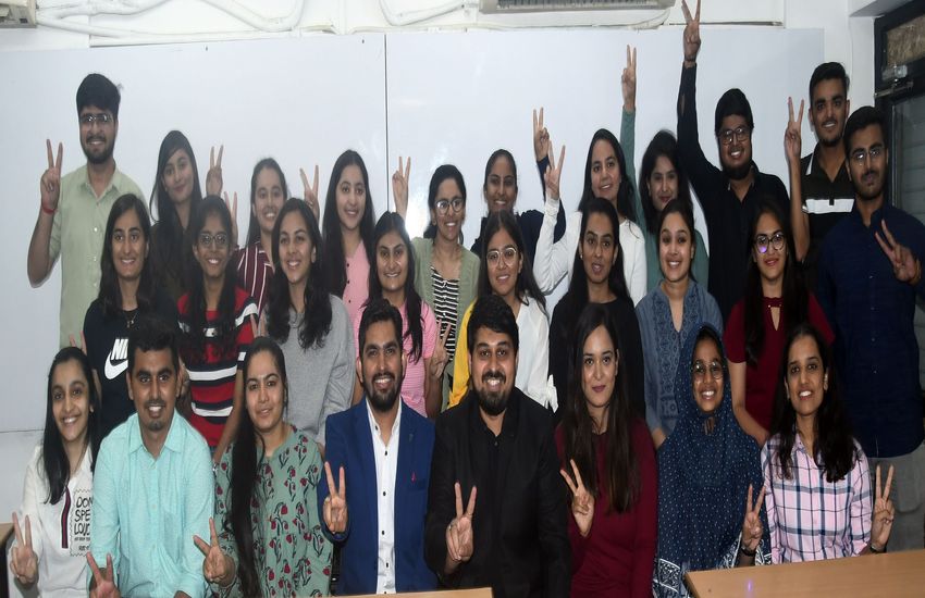 Surat/ सीएस एक्जीक्यूटिव और प्रोफेशनल परीक्षा में सूरत के विद्यार्थी चमके