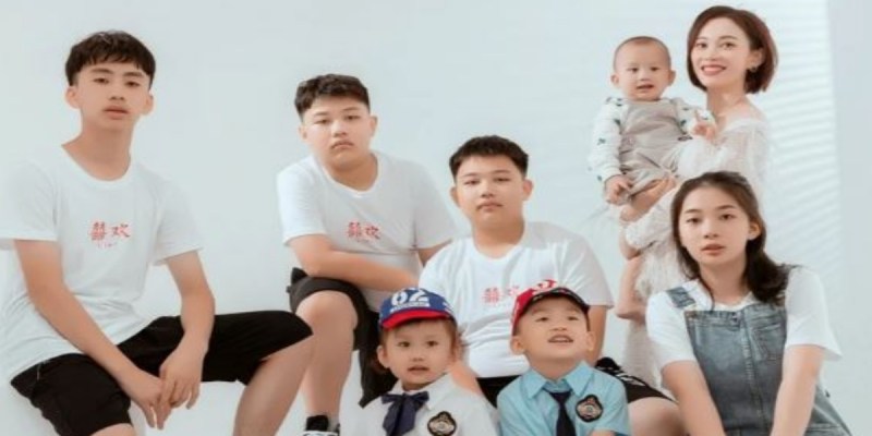 Chinese couple fine 1 crore 