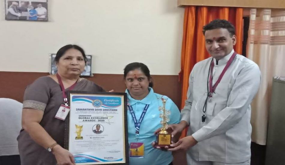 SPORTS--दिव्यांग दीपिका ग्लोबल एक्सीलेंस अवॉर्ड से सम्मानित