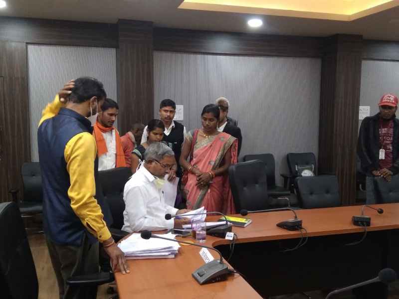 Irregularity in mobilizer recruitment, given first to second in prefer