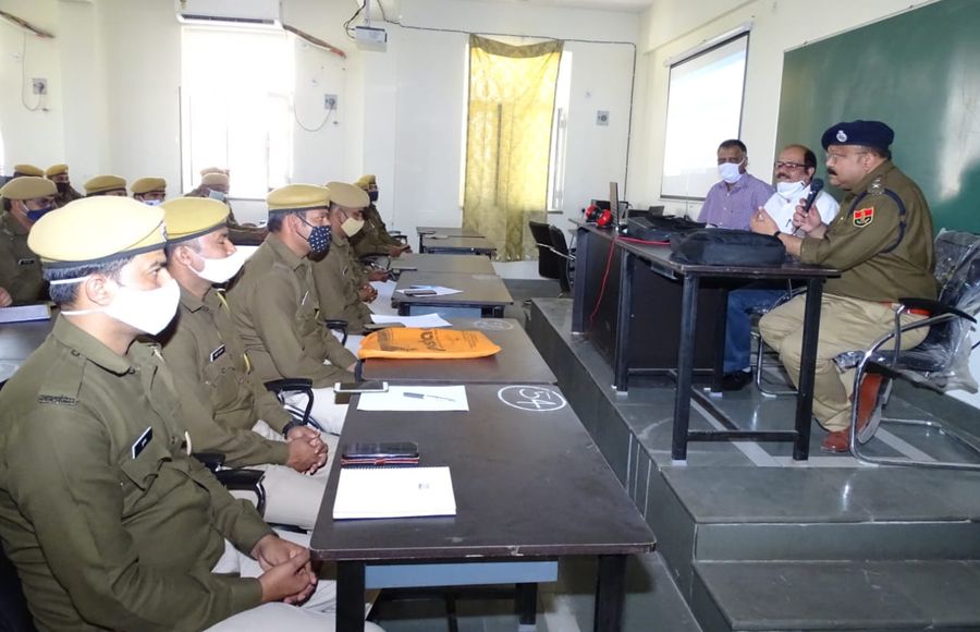कोटा ग्रामीण थानों के 43 पुलिसकर्मियों को दिया प्रशिक्षण