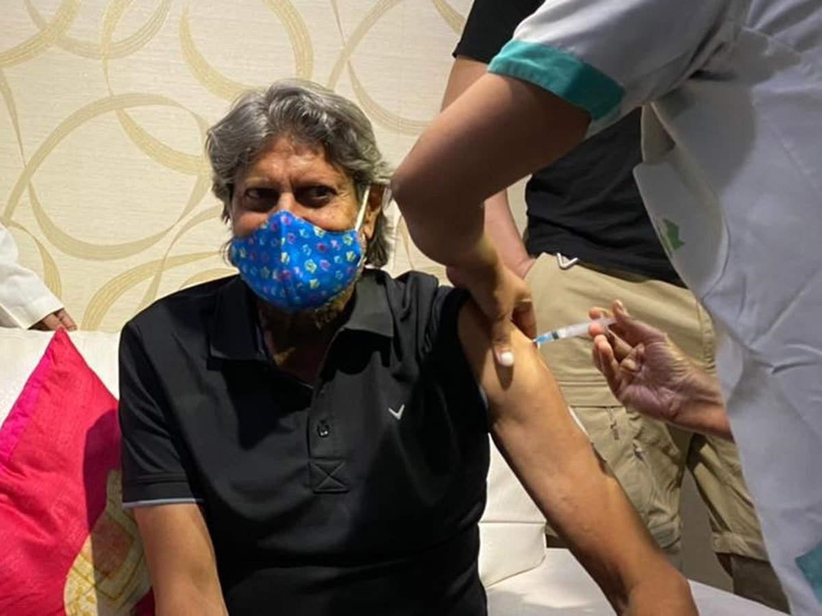 Kapil Dev receives first dose of COVID-19 vaccine