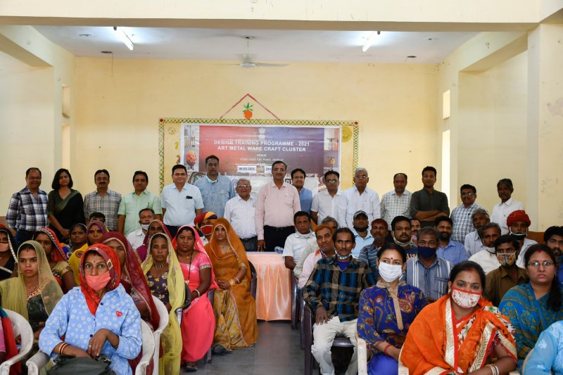 नए डिज़ाइन एवं मार्केटिंग से मिलेगी व्यवसाय में सफलता