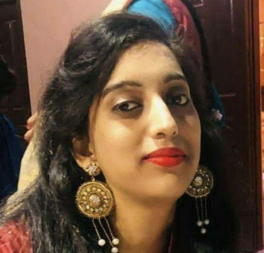 दहेज को लेकर गर्भवती विवाहिता की सीने में गोली मारकर हत्या, गिरफ्तारी को लेकर धरना