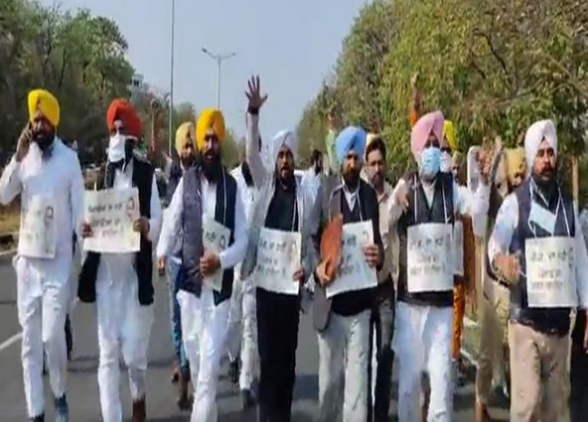 Akali dal protest