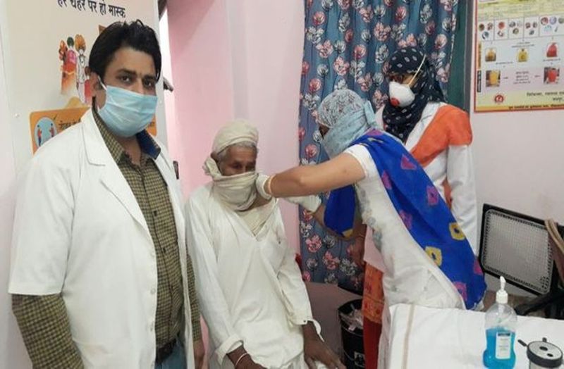 अब भी जारी है टीका लगाने का काम
