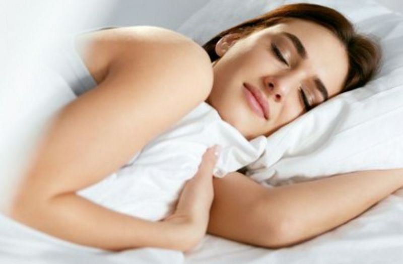 भरपूर नींद नहीं लेने से आपके स्वास्थ्य को होंगे कई नुकसान