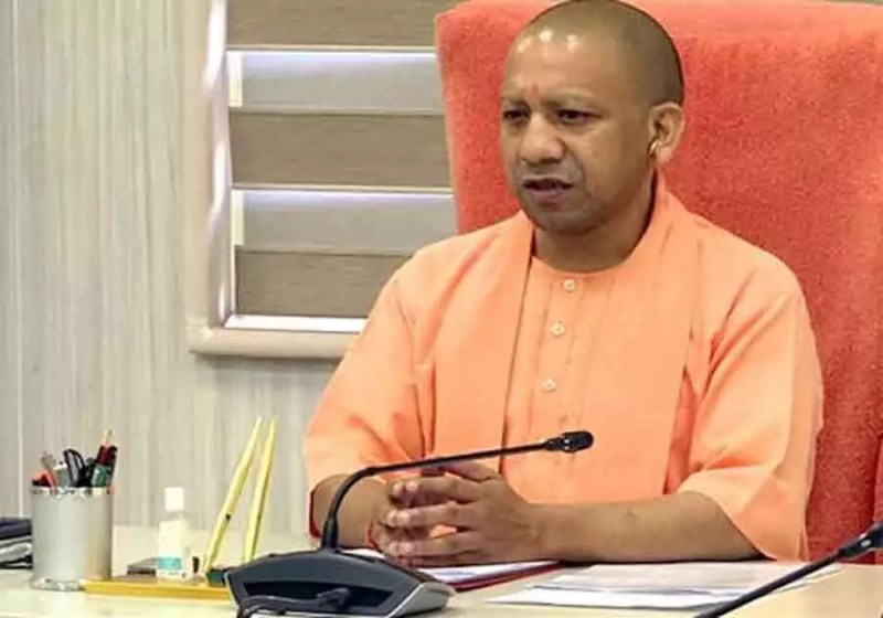 यूपी सरकार का बड़ा फैसला- हटेंगे सड़क किनारे अतिक्रमण कर बने सभी धार्मिक स्थल