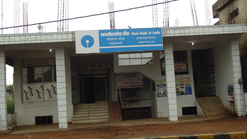 बैंक लॉकर से सोना गायब करने वाले मुख्य आरोपी की मौत