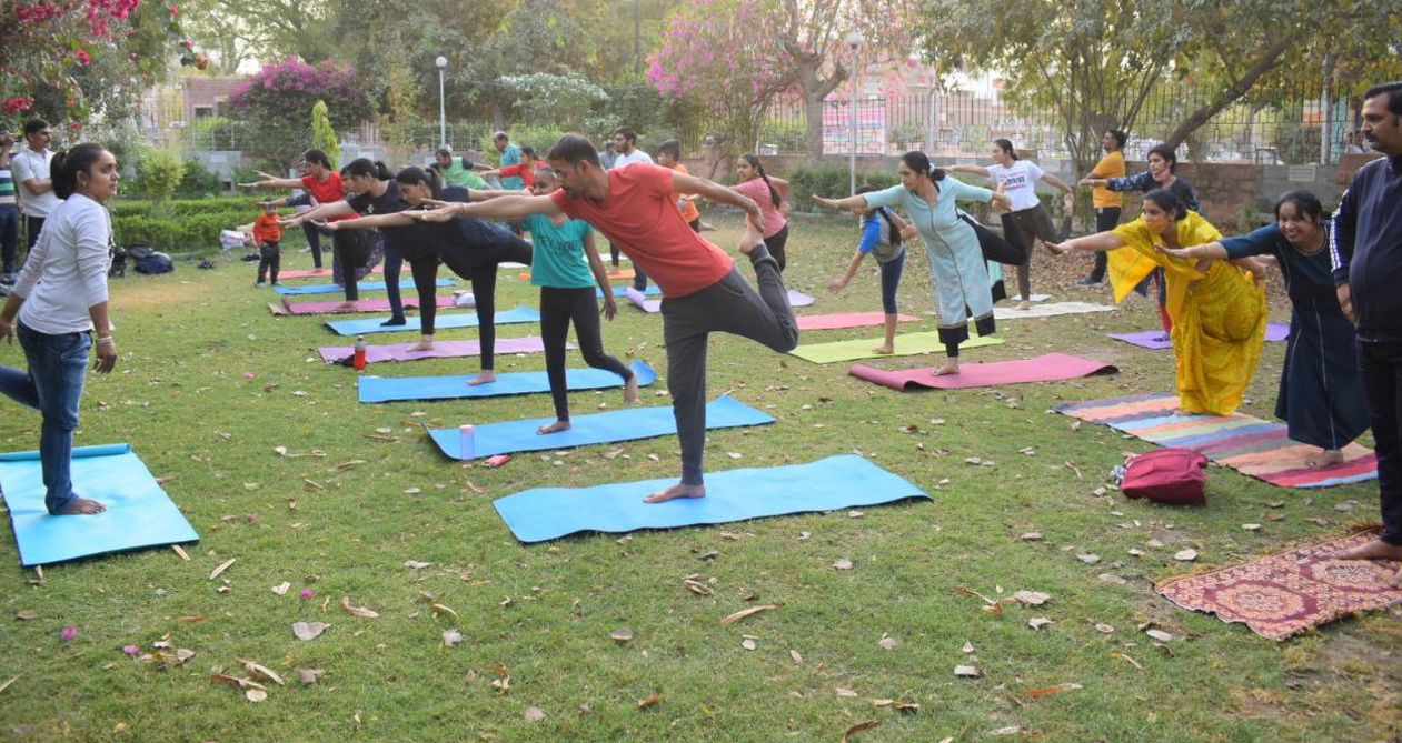 योग के साथ दिन की सकारात्मक शुरुआत